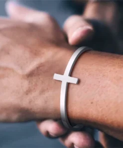 Bracelet croix homme Sacha