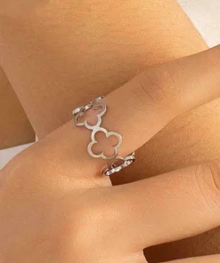 Alternative view of Bague Feuilles de Tendresse