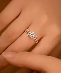 Alternative view of Bague avec une pierre Gabrielle