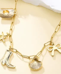 Alternative view of Collier Breloque Or Femme – élégant et raffiné, bijou intemporel