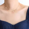 Lily parel choker ketting