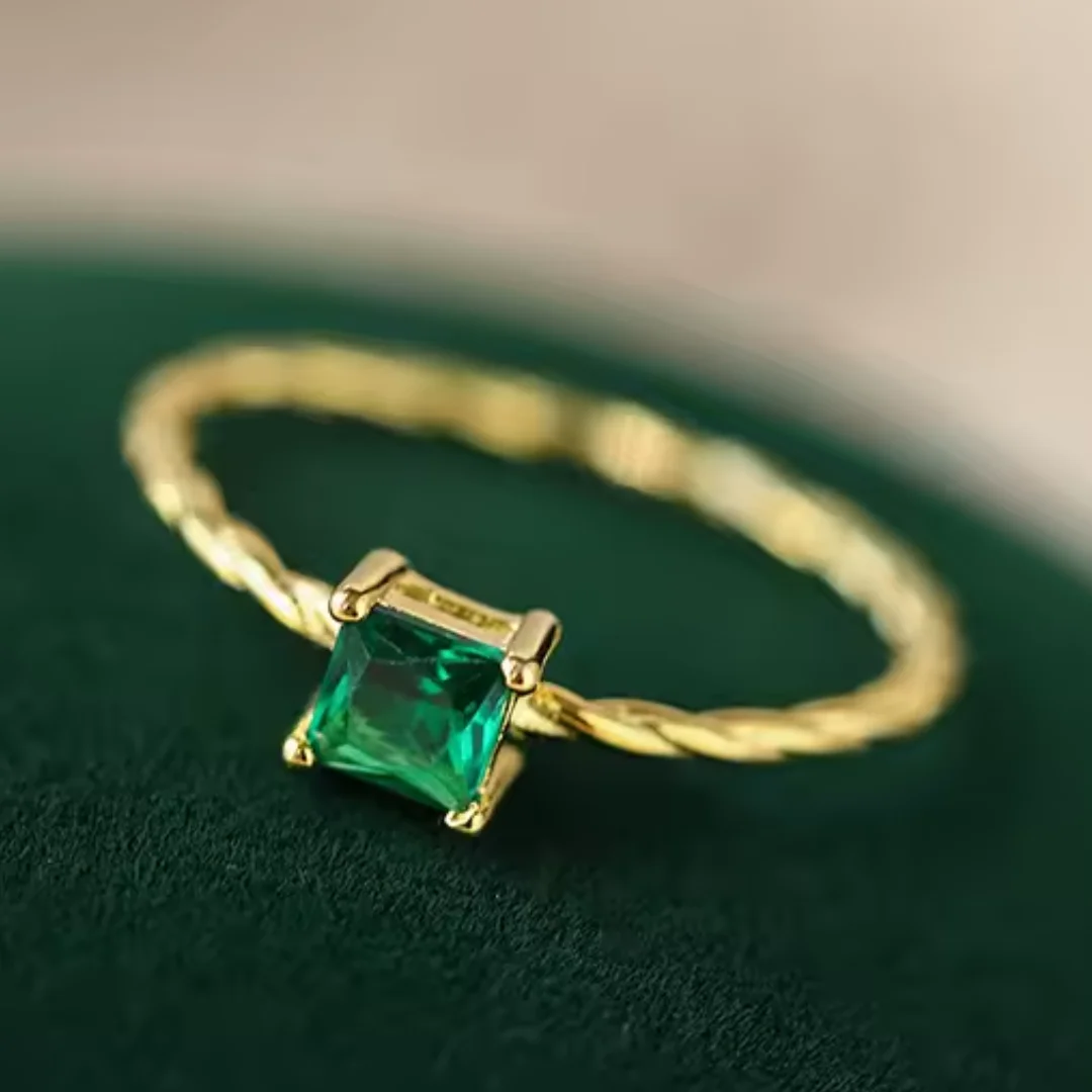 Gouden Ring met Smaragd – Luxe Elegantie & Verfijning – Dames - Afbeelding 4